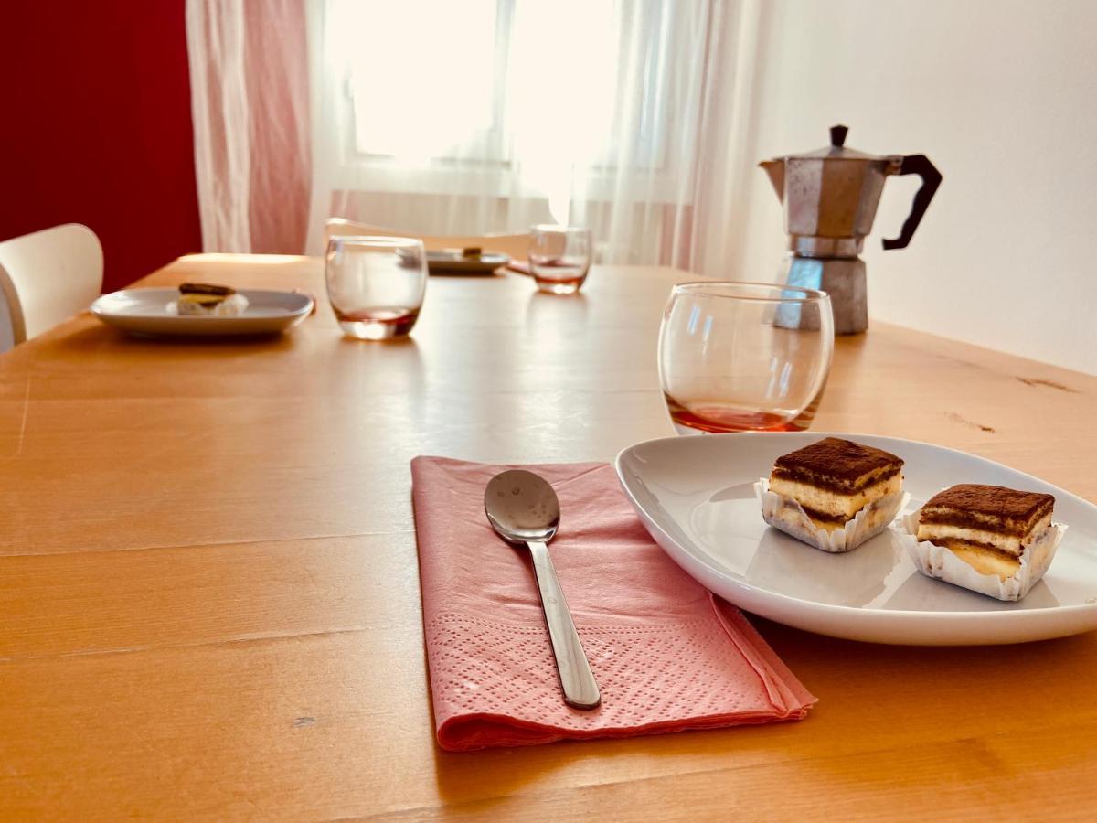 트레비소 Tiramisu, A Cozy 2-Bdrm Apt 아파트 외부 사진